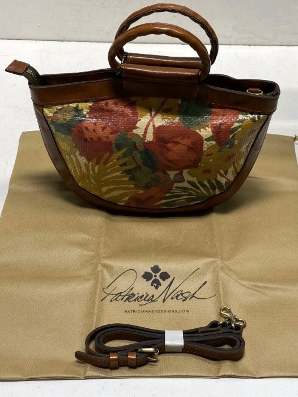 NWOT Patricia Nash-10th Anniversary Floral Woven Satchel-Crossbody Bag 🤎